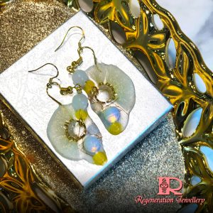 Small fan-shape tassel with resin & natural crystals sterling silver earrings (Blue) 小扇形流蘇配樹脂及天然水晶純銀耳環 (藍)