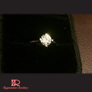 1.0 Carat Diamond Engagement Ring by Couture Design with 18k gold & diamonds 高級私人訂製 18k 金 1.0卡裝鑽石訂婚戒指